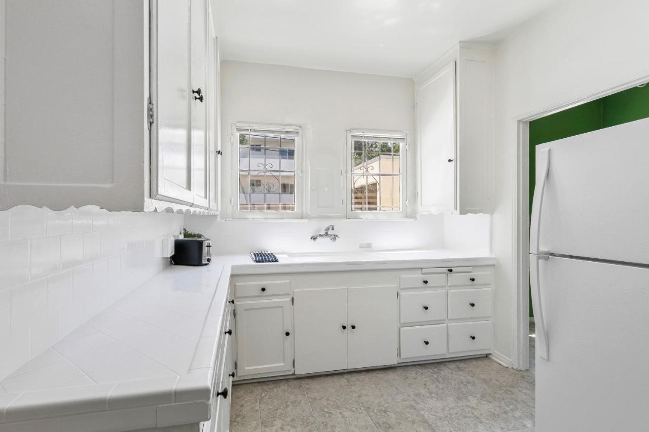 Beverly Hills Stylish & Central 1 Bedroom Apt + Parking Los Angeles Esterno foto