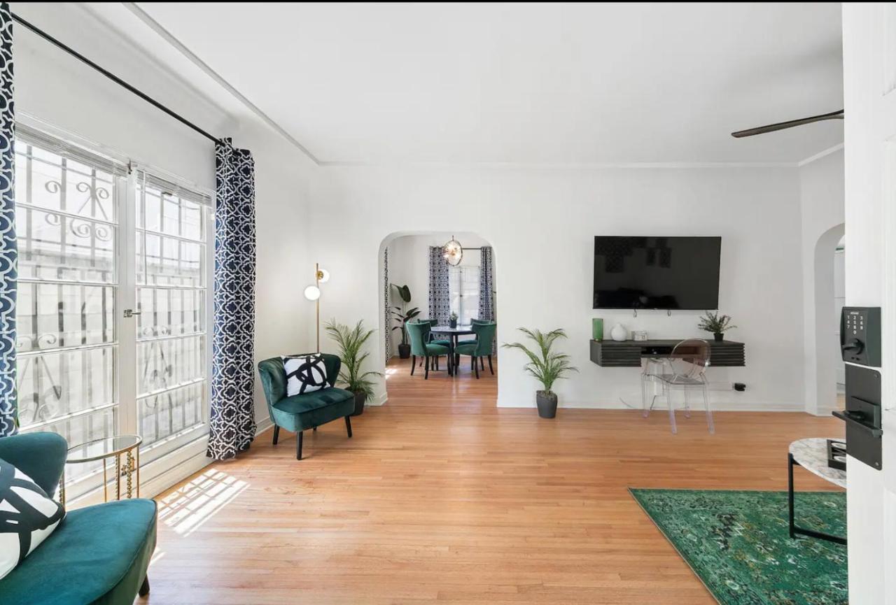 Beverly Hills Stylish & Central 1 Bedroom Apt + Parking Los Angeles Esterno foto