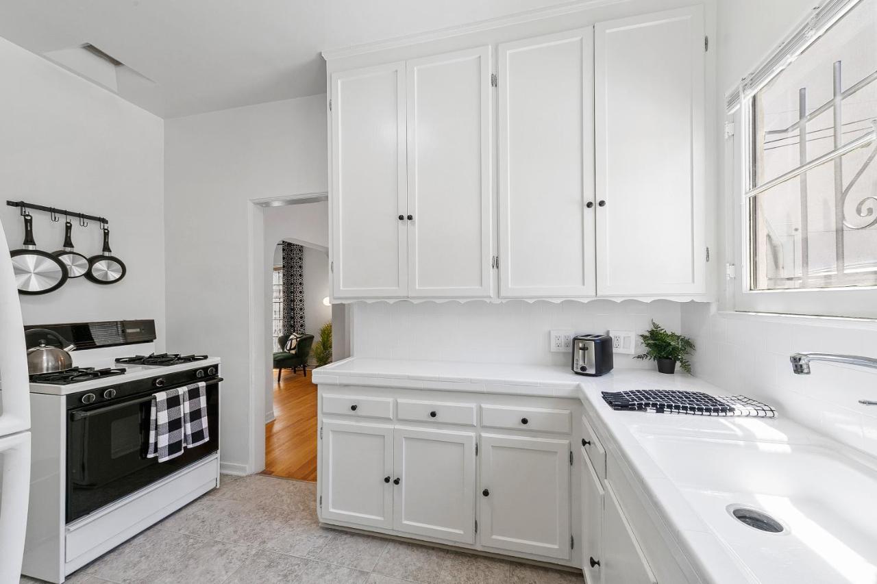 Beverly Hills Stylish & Central 1 Bedroom Apt + Parking Los Angeles Esterno foto