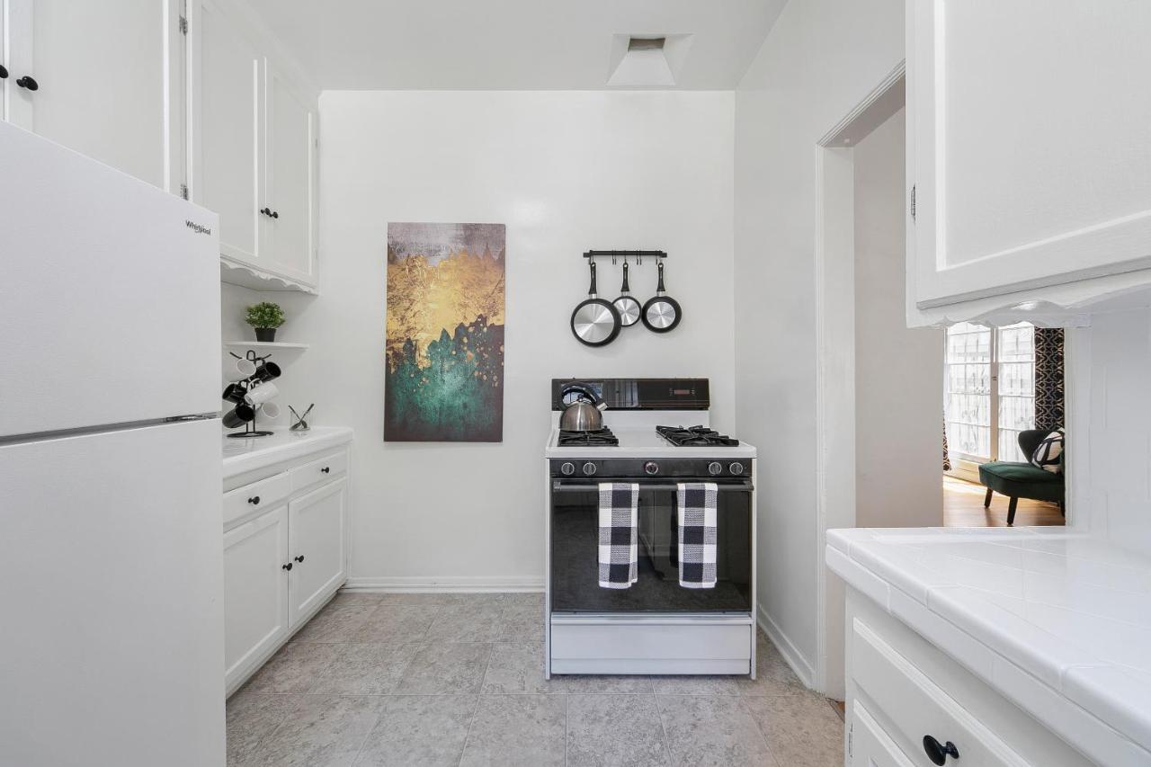Beverly Hills Stylish & Central 1 Bedroom Apt + Parking Los Angeles Esterno foto